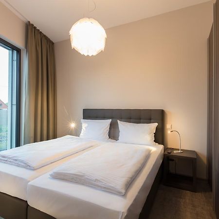 Апартаменты Deck 8 Boardinghouse.Зост Экстерьер фото